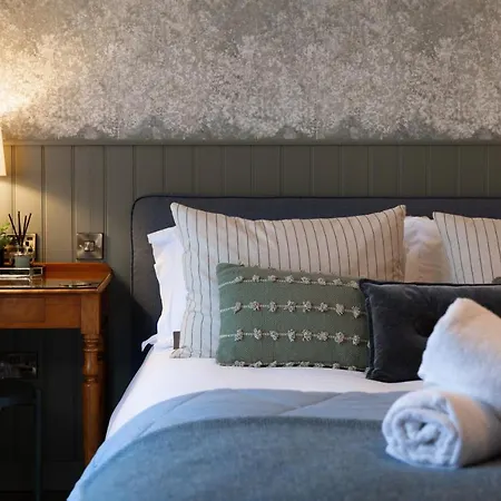 The Workshop * יורק