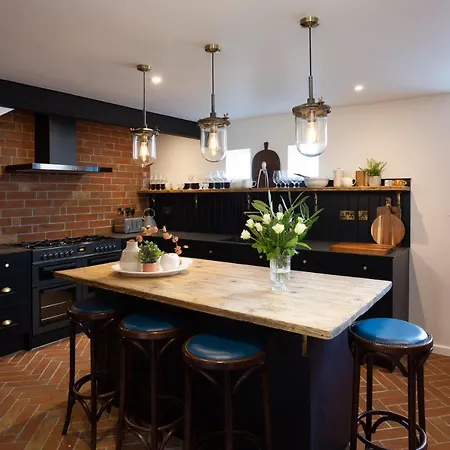 The Workshop Apartment